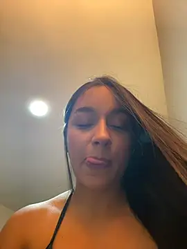 Brunettecollins05 - Masturbation pussy until squirt