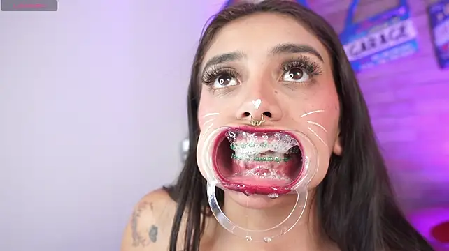 Miss_collins - deepthroat and full saliva in my face.