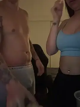 Ivvvvan - DESNUDITOS LOS DOS + SHOW SEX