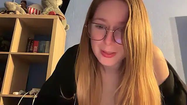 Thepretiestgirlhere - levrette 3 minutes/doggy style 3 minutes