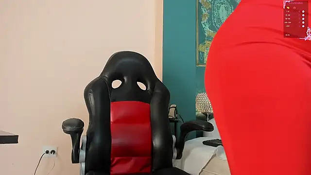 Sara_Gomez - spit feet and squeeze