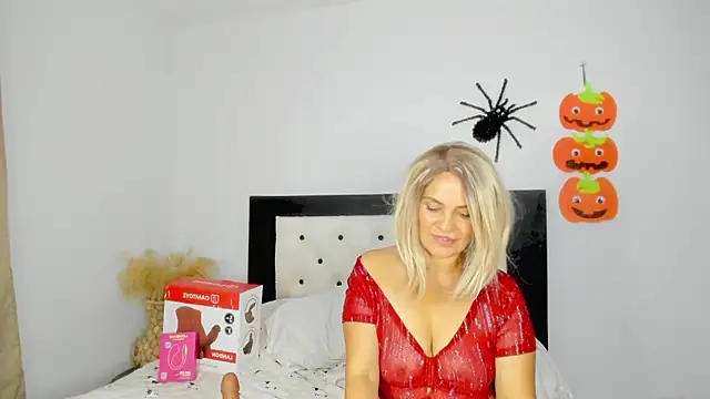 CarolinneFiotti - Blowjob in doggy 🍑🐶