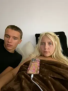 SofiaNLukaBabe - Naked 10 mins