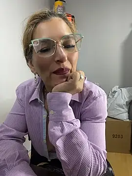 JennaMilf_ - FINGERING PUSSY AT WORK AND BOSS HEAR IT