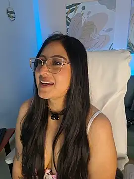 Amber_gold_ - saliva + nipple squeezing