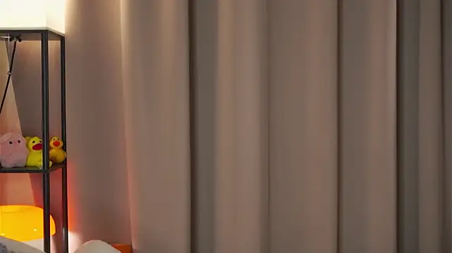 LoveSeekins - pinching my nipples through the fabric