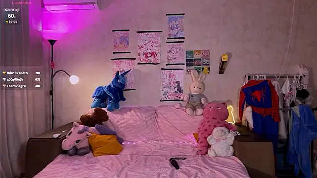 Fluttershyyy - 1 fingers in my pussy + control toy 2 m