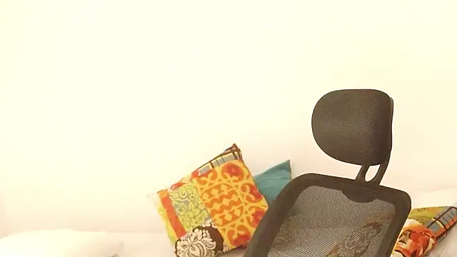 Valentinaa_mature - suck my tits