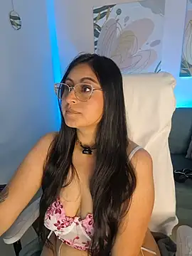 Amber_gold_ - saliva + nipple squeezing