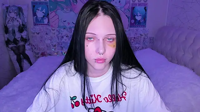 SugarBunny18 - doggy without panties