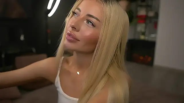 SerenaNoir - Butt plug & 3 min ctr Domi🥵🍑💣🔥