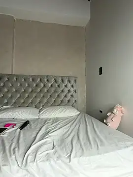 Sarasweet_sex - saliva on my tits