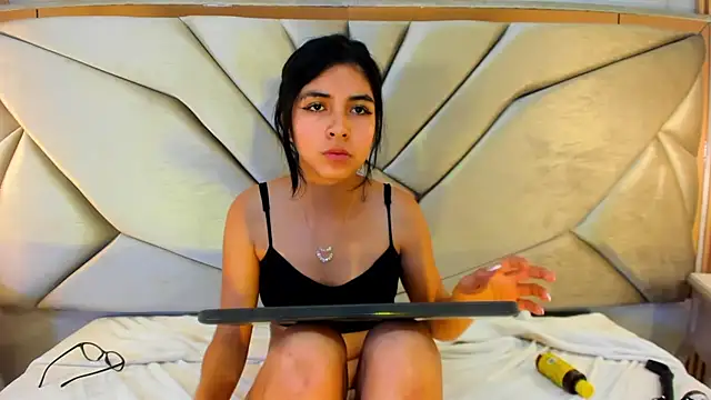 KensyRoseVs - Fingers In My Pussy🌙