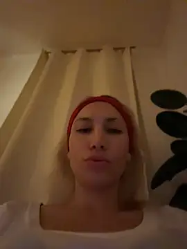 Suyneslii - Ass flash