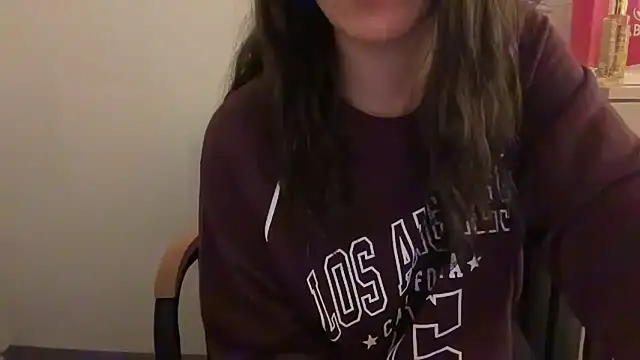 Zeze_2424 - saclarimi uzatmak istyorummm