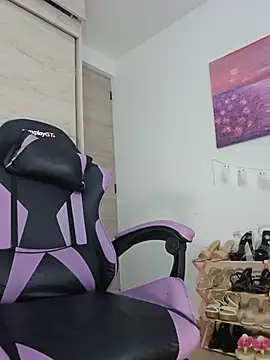 Selena_blake - Striptease