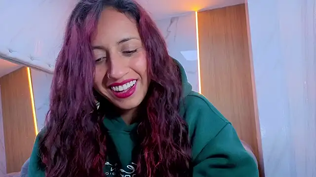 Lola_roses_tf - TWERK + SHOW OIL ASS WITHOUT PANTI
