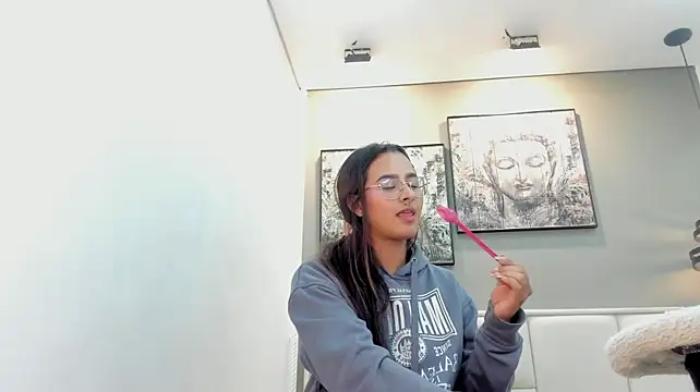 Kendra_london - Show Hot