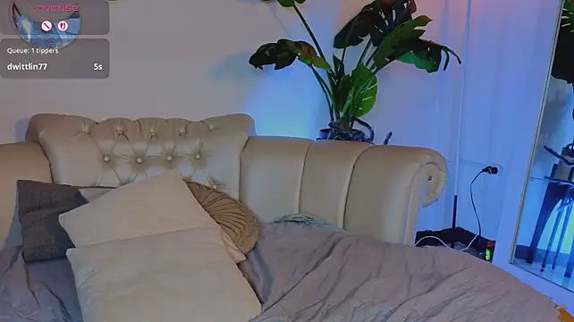 AnastasiaColeman - Anal with a glass dildo