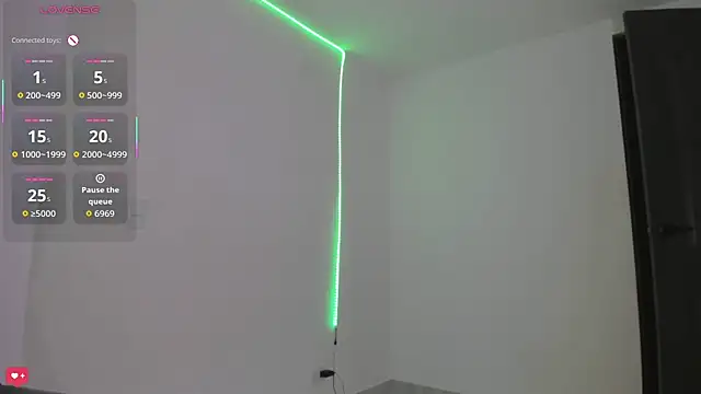 Katia_Gray2 - show pussy + domi cum