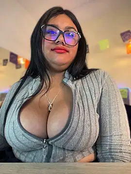 _Dulcinea_1 - boobs +oil