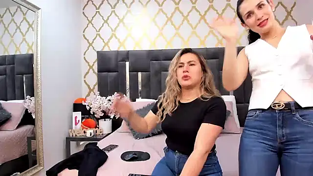 RubbyTaylor - two naked and horny girls ✨|