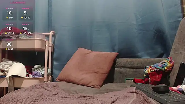 V_violeta - flash asshole
