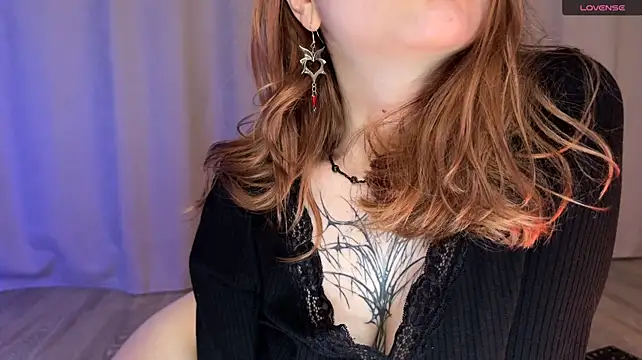 Squirtybb - Ride dildo till squirt!!