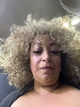 Katti_Barrera - Fuck my tits in public 😈🥵