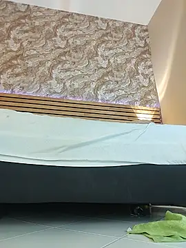 Chloe_LaurentXXX