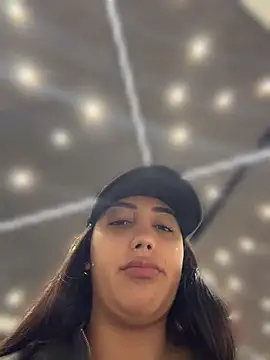 Hannahoff - SHOW BIG BOOBS IN PUBLIC