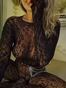 CelynaRoss - Squirt