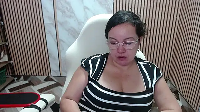 Sonialorens_ - control the lush in my pussy for 10 minu