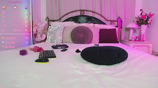 OliviaWilllsons - slap my ass hard