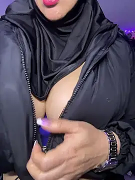 Jameela - dildo in my pussy 😋👅♥💋