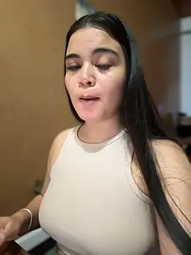CamilaSofiia - Massage my boobs and make me horny ✨