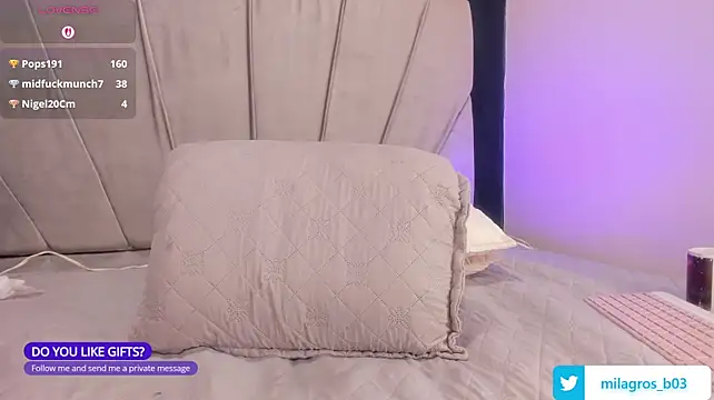 Shana_03 - Fingers in my ass😈