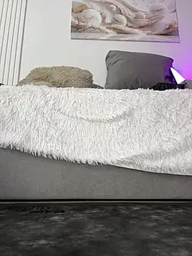 Luv_Doll - squirt with a dildo