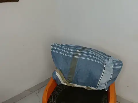 Slim_wetpussy - Finger pussy