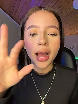 Sofia18_pinkk - NAKED OIL SHOW