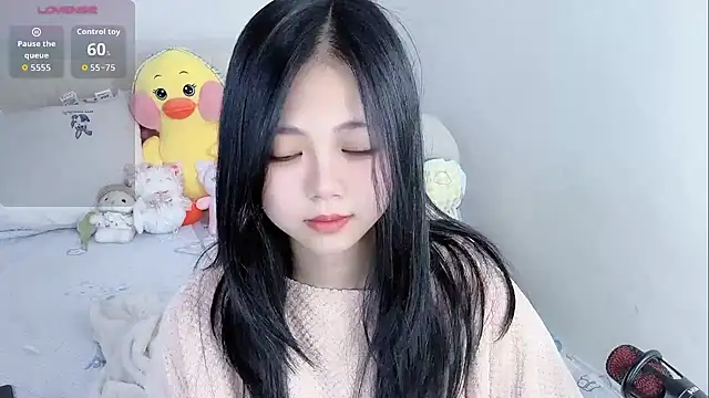 Noelle-2007 - 🤣想做你怀里的猫，连睡觉都是在撒娇（上空揉胸）