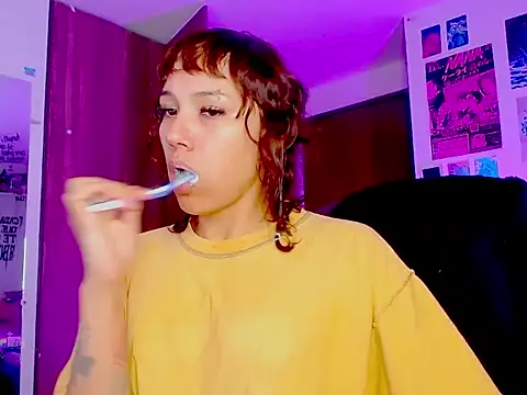 Melissahowl - Dildo show with big squirt