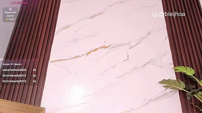 Kenayfox - OIL ASS TASTE 🥵🍑