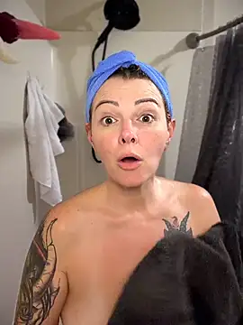 MarlaFknSinger - Finger tight ass