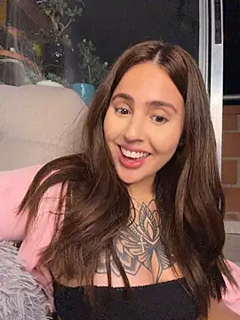 Im_Anto - Show my boobs