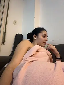 Belle_Lea - RUBBING MY PUSSY IN SECRET