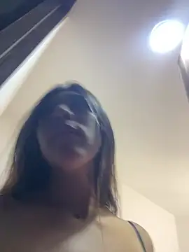 MiaJones21 - 😏🫦💧 make me wet 😏🫦💧