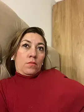 SCARLET-20 - Total naked + Boucing tits
