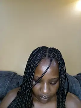 Cherrybabes - Last tipper gets a free whatsapp call