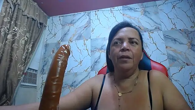 Alina_maturehot - double penetration